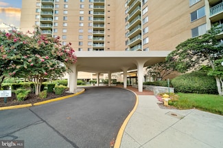 501 Slaters Ln Unit 402, Alexandria, VA 22314