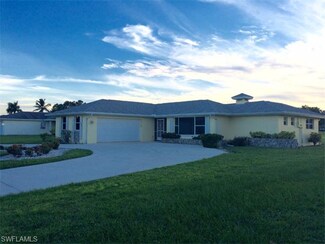 124 Pebble Beach Blvd, Naples, FL 34113