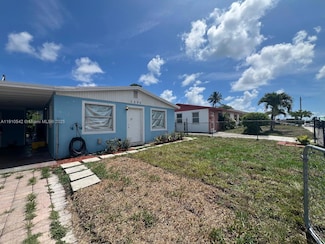 1296 W 36th St, Riviera Beach, FL 33404