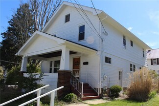 887 Ernst Place, Meadville, PA 16335