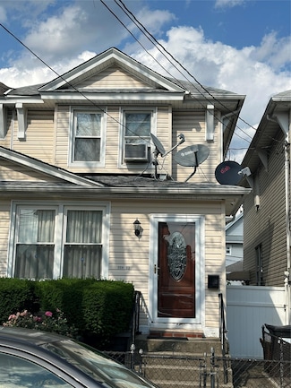 10453 114th St, South Richmond Hill, NY 11419