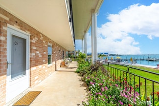 3535 Nasa Pkwy Unit 105, Seabrook, TX 77586