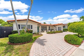 5002 SW 87th Place, Miami, FL 33165
