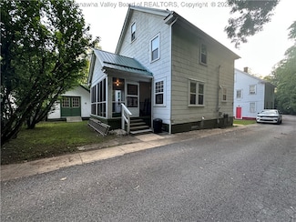 77 Still Park Terrace Dr, Logan, WV 25601