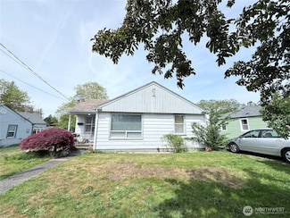 510 SW 137th St, Burien, WA 98166