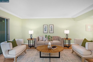 1116 Running Springs Rd Unit 2, Walnut Creek, CA 94595