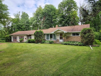 W4297 Center Rd, Merrill, WI 54452