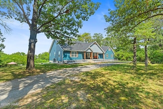 121 Forest Dr, Carl Junction, MO 64834