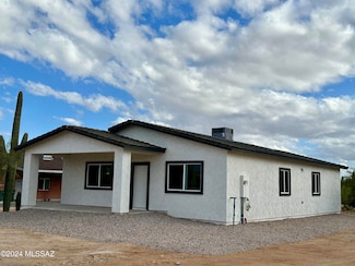 8125 W Silver Flower Place, Tucson, AZ 85735