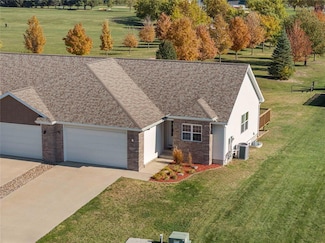 1002 Northpark Blvd, Huxley, IA 50124