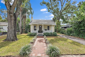 130 17th Ave N, Saint Petersburg, FL 33704