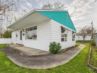1518 16th Ave, Lewiston, ID 83501