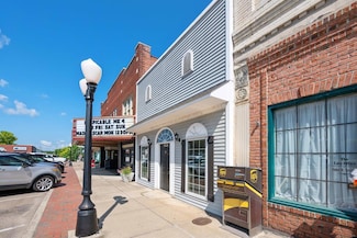159 Court Square, Huntingdon, TN 38344