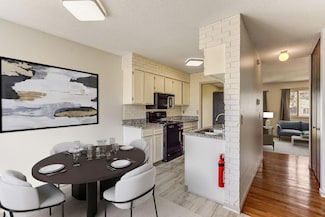 12186 Drake St NW, Coon Rapids, MN 55448