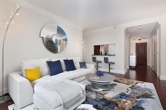 1 Charles St S Unit 307, Boston, MA 02116