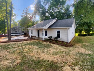 1210 Ridgewood Dr, Concord, NC 28027