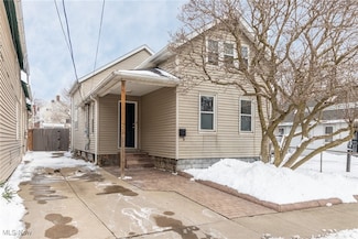 920 Fruit Ave, Cleveland, OH 44113