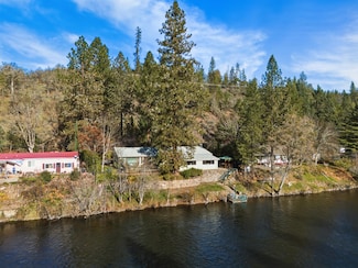 24520 Highway 62, Trail, OR 97541