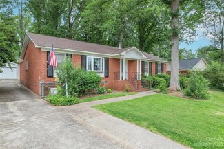 6717 Elm Forest Dr, Charlotte, NC 28212