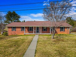 3512 Vicki St, Morristown, TN 37814