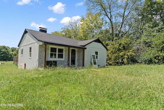 1009 Mabry Hood Rd, Knoxville, TN 37932