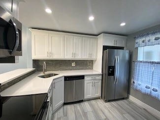 5980 NW 64th Ave Unit 102, Fort Lauderdale, FL 33319