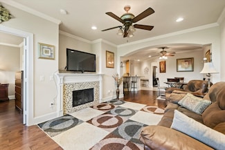 500 Waters Edge Dr Unit 228, Lake Dallas, TX 75065