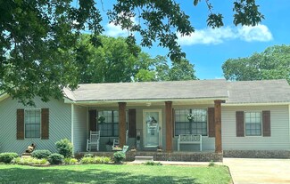 1916 Marthaler Ln, Leighton, AL 35646