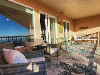 9520 Seawall Blvd Unit 323, Galveston, TX 77554