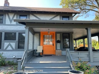 404 Lake Dr, Allenhurst, NJ 07711