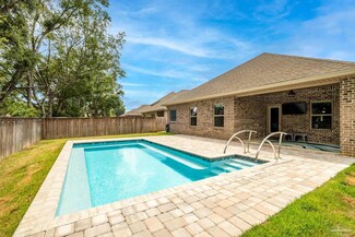 3626 Hawks Landing Cir, Pace, FL 32571