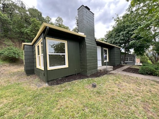 1349 NE Brooklyn Ave, Roseburg, OR 97470