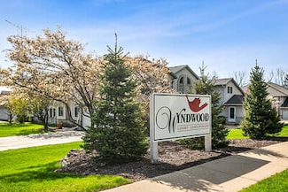 1029 Guthrie Rd Unit 2, Waukesha, WI 53186