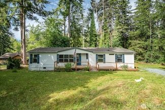 1676 Oak Ridge Dr, Camano Island, WA 98282
