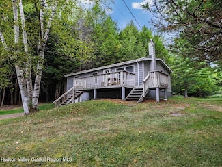 61 Hemlock Rd, Jewett, NY 12444