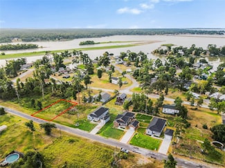 250 Red Bud Ln, Onalaska, TX 77360