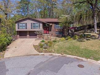 9925 Echo Valley Ct, Little Rock, AR 72227