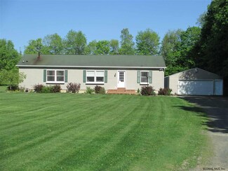 74 Gronczniak Rd, Stillwater, NY 12170
