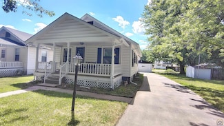 615 NE Freeman Ave, Topeka, KS 66616