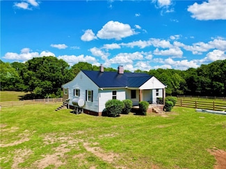 129 Smith Motors Rd, Belton, SC 29627