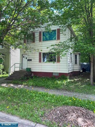 118 3rd St S, Virginia, MN 55792