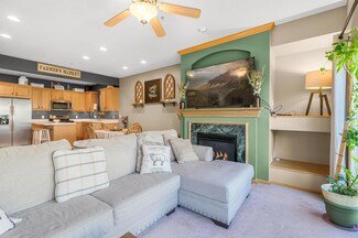 4332 Victor Path Unit 8, Hugo, MN 55038