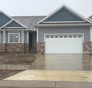1525 Alexander Rd NE, Rochester, MN 55906