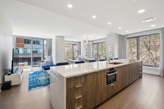 9 Avenue at Port Imperial Unit 424, West New York, NJ 07093