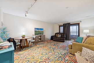 7510 Cahill Rd Unit 317B, Edina, MN 55439