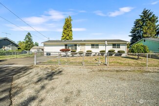 909 135th Street Ct S, Tacoma, WA 98444