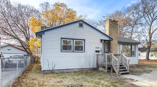 2009 7th St, Muskegon, MI 49444