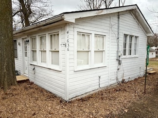 41636 N Lotus Ave, Antioch, IL 60002