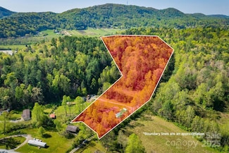 4081 Pigtail Rd, Lenoir, NC 28645