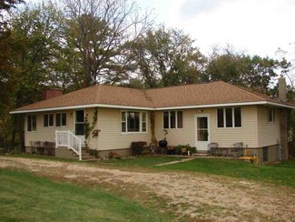 295 Sandhill Rd, Rewey, WI 53580